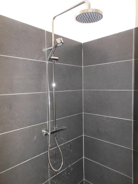 Le Pic De La Buse Apartment เลส์ อองซ์-ดิอาร์เลส ภายนอก รูปภาพ