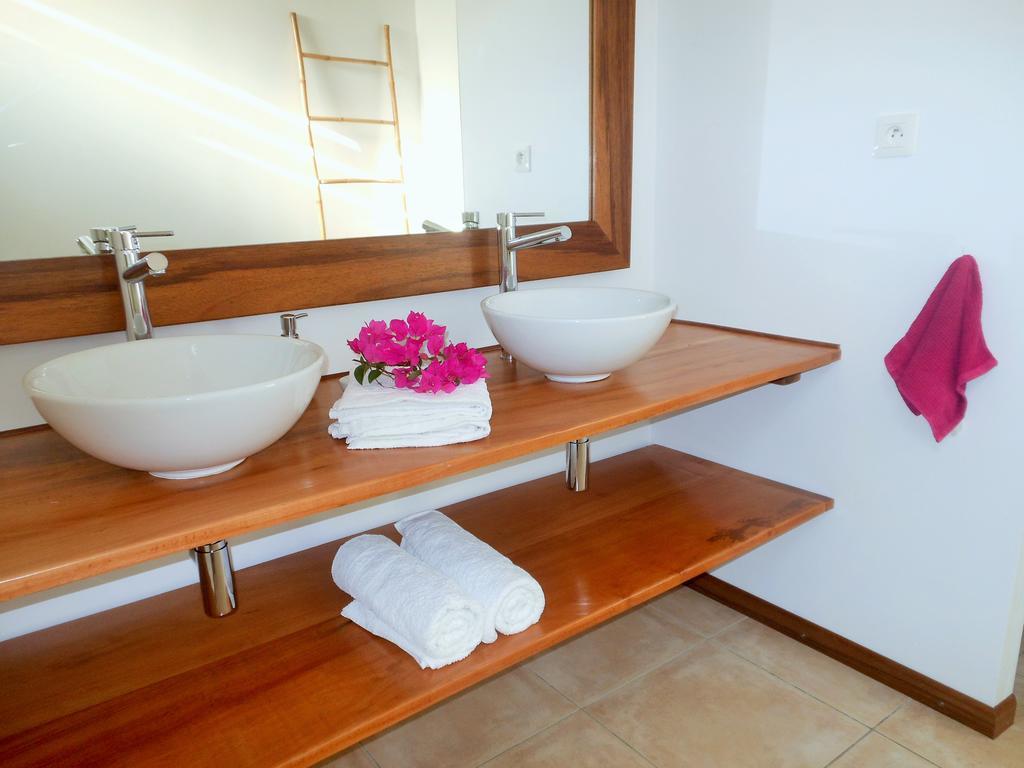 Le Pic De La Buse Apartment เลส์ อองซ์-ดิอาร์เลส ภายนอก รูปภาพ