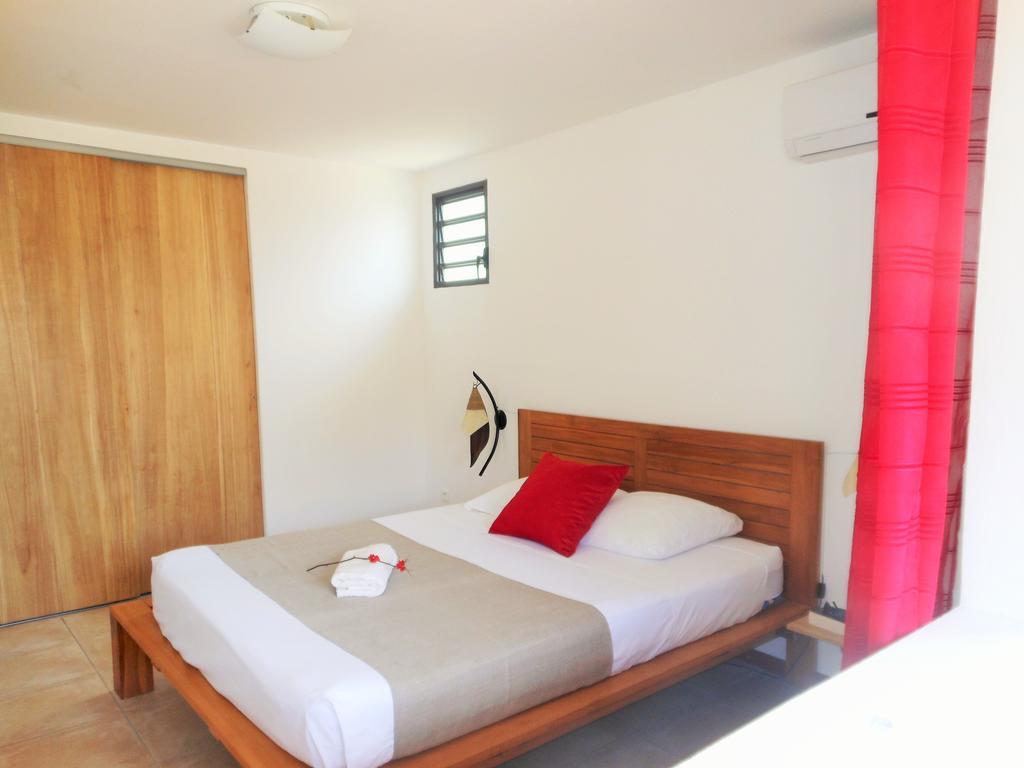 Le Pic De La Buse Apartment เลส์ อองซ์-ดิอาร์เลส ภายนอก รูปภาพ