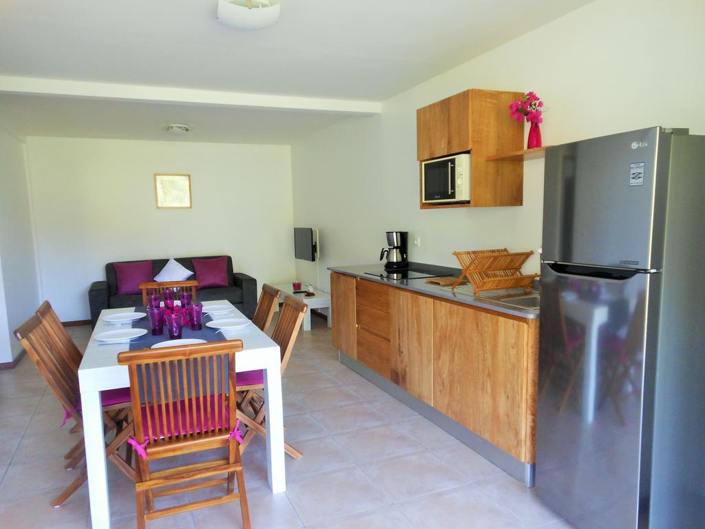 Le Pic De La Buse Apartment เลส์ อองซ์-ดิอาร์เลส ภายนอก รูปภาพ
